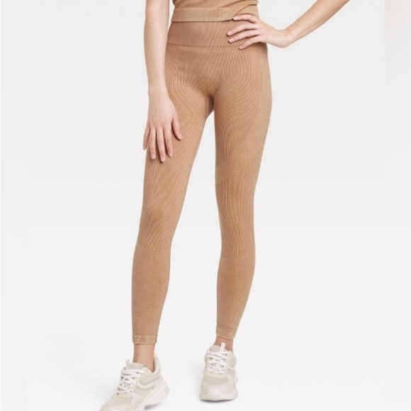 Women's High-Rise Ribbed Seamless
7/8 Leggings - JoyLab Tan new - Picture 1 of 5